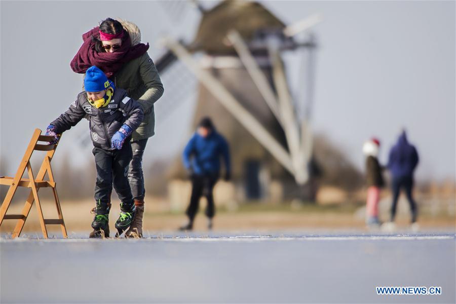 THE NETHERLANDS-FRISLAND-NATURAL ICE-SKATING