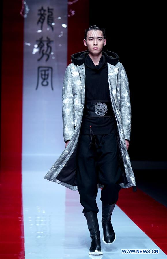 CHINA-BEIJING-FASHION WEEK-LIU JIANGHONG (CN)