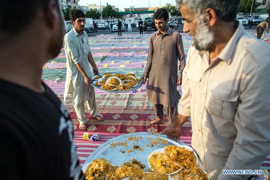 UAE-DUBAI-RAMADAN-IFTAR