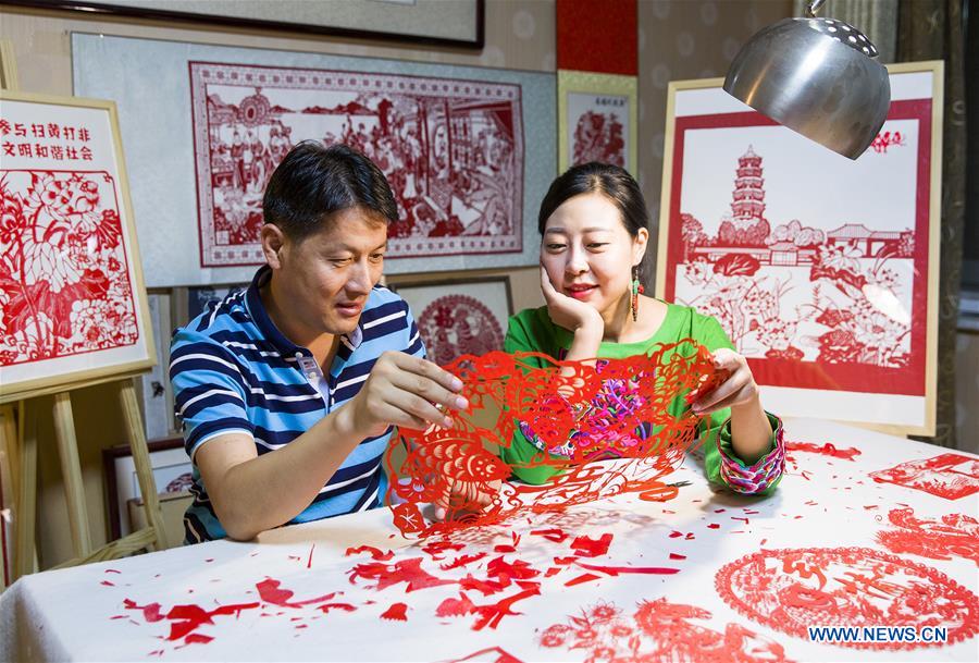 #CHINA-TENGZHOU-PAPERCUTTING-HARVEST (CN)