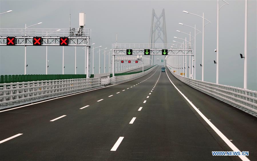 CHINA-HONG KONG-ZHUHAI-MACAO BRIDGE-PUBLIC TRAFFIC (CN)