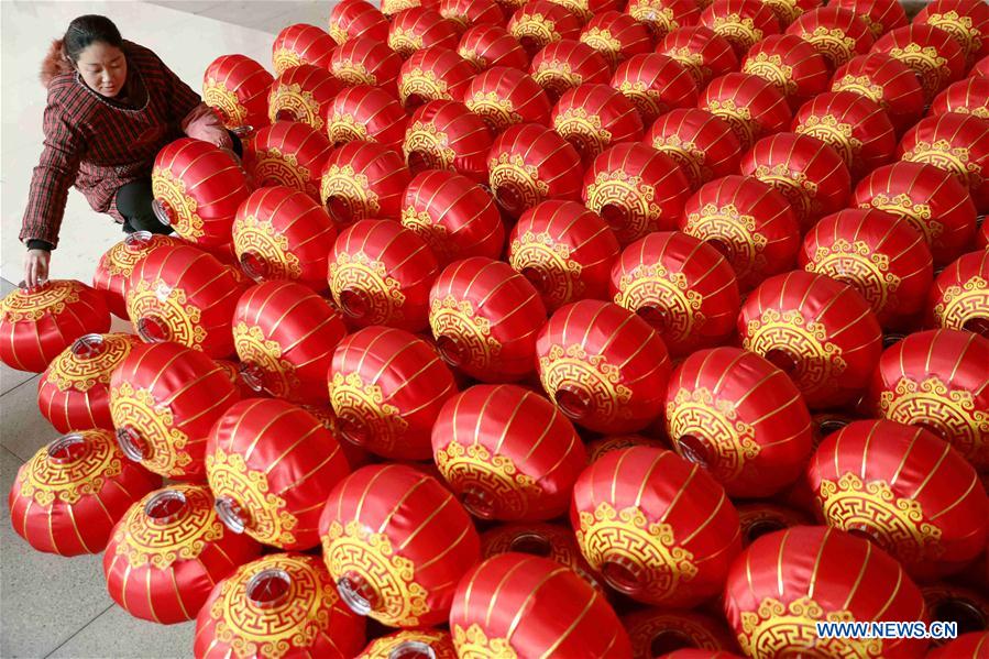 #CHINA-HEBEI-XINGTAI-RED LANTERN-MAKING (CN)