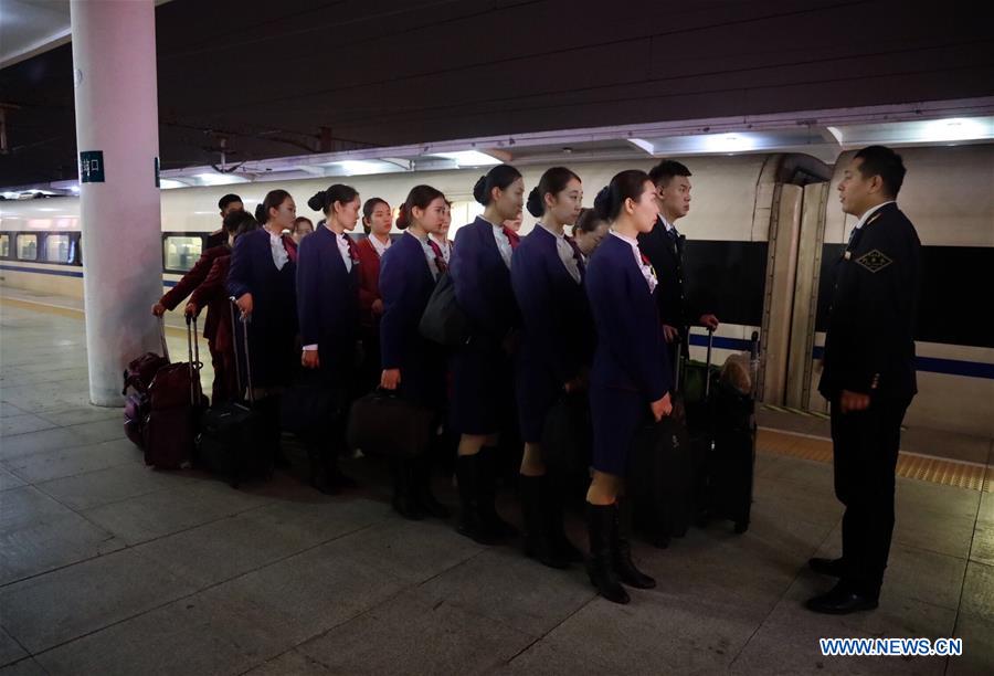 CHINA-SPRING FESTIVAL-TRAVEL RUSH-BULLET TRAIN (CN)