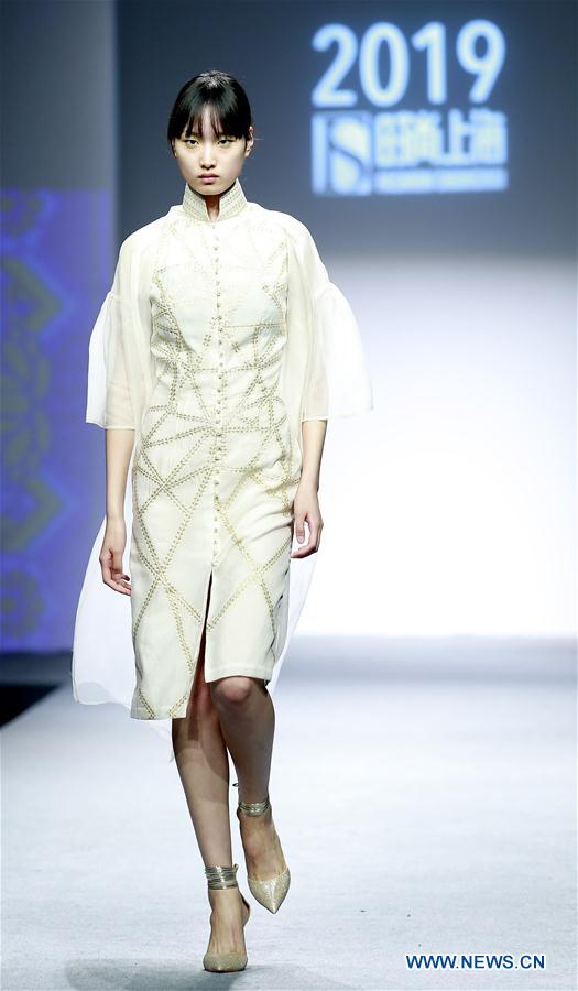 CHINA-SHANGHAI-FASHION DESIGN SHOW (CN)