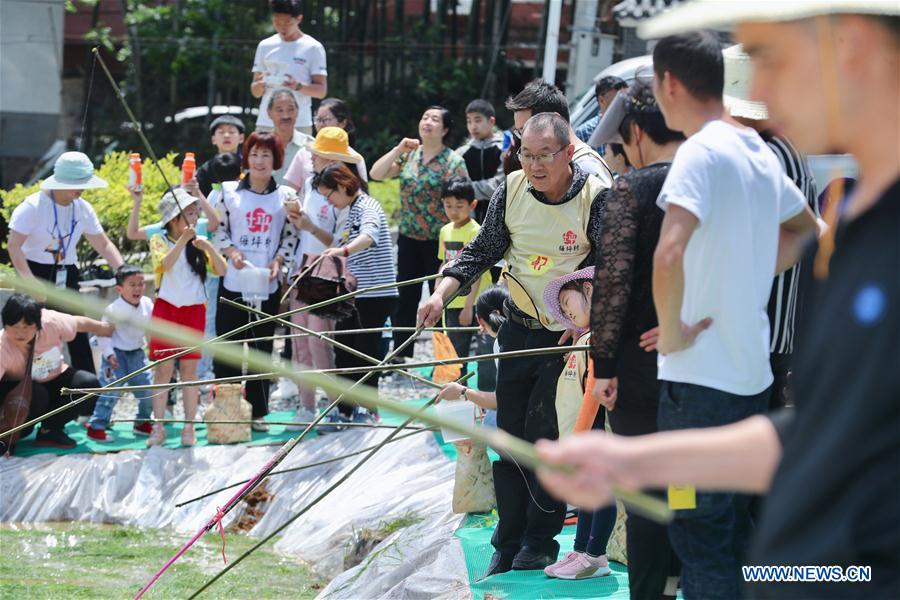 CHINA-ZHEJIANG-MAY DAY HOLIDAY-COUNTRYSIDE (CN)