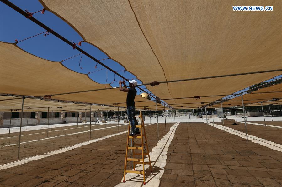 MIDEAST-JERUSALEM-RAMADAN PREPARATION