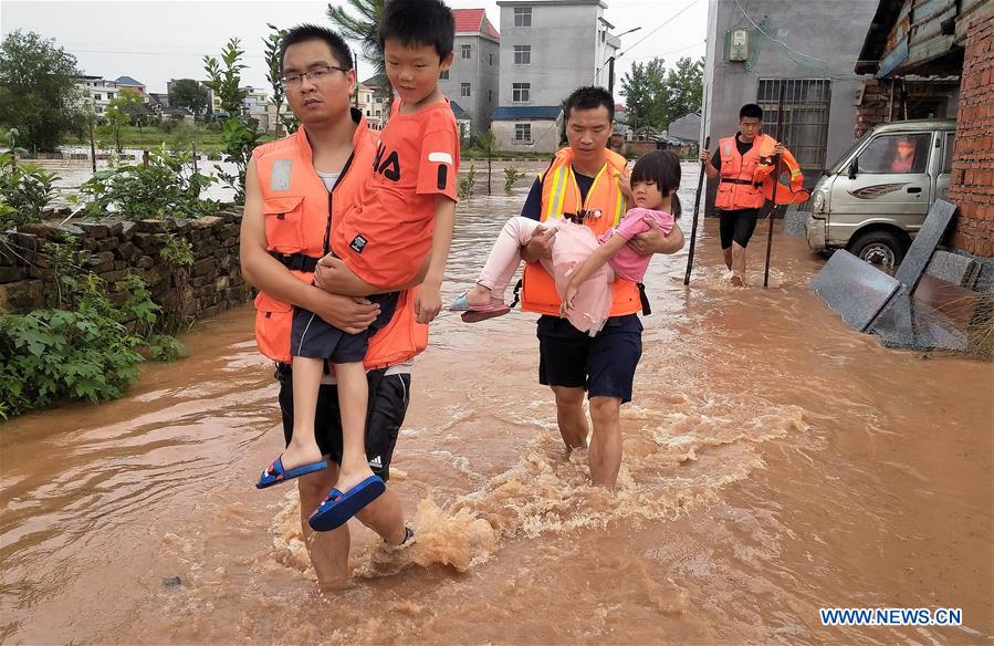 CHINA-JIANGXI-JI'AN-RAINSTORMS-RESCUE (CN)