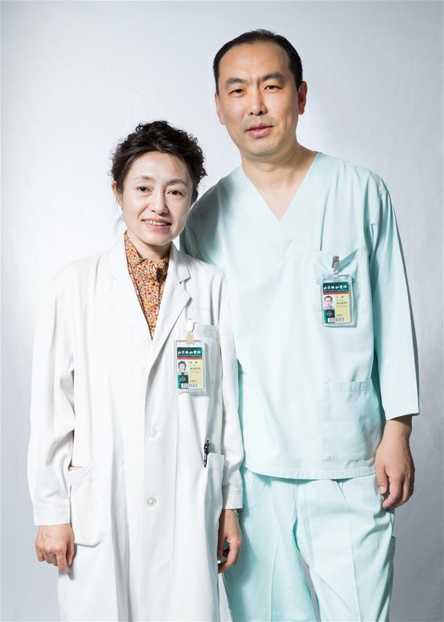 (FOCUS)CHINA-BEIJING-MEDICAL WORKERS' DAY-PHYSICIAN COUPLE (CN)