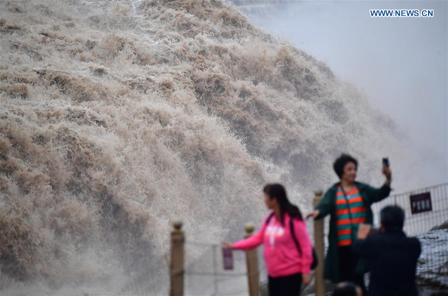 CHINA-SHAANXI-YICHUAN-HUKOU WATERFALL (CN)