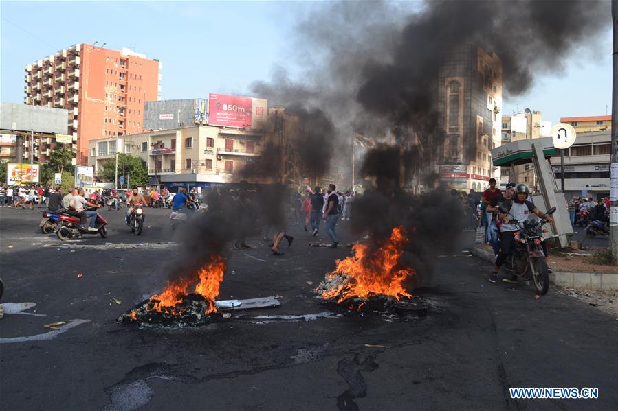 LEBANON-DEMONSTRATION-PROTESTERS