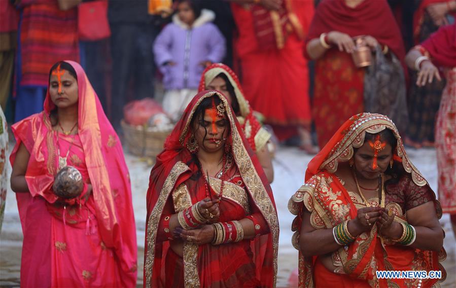 NEPAL-KATHMANDU-CHHATH FESTIVAL