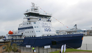 World's 1st liquefied natural gas powered icebreaker operated in Finland